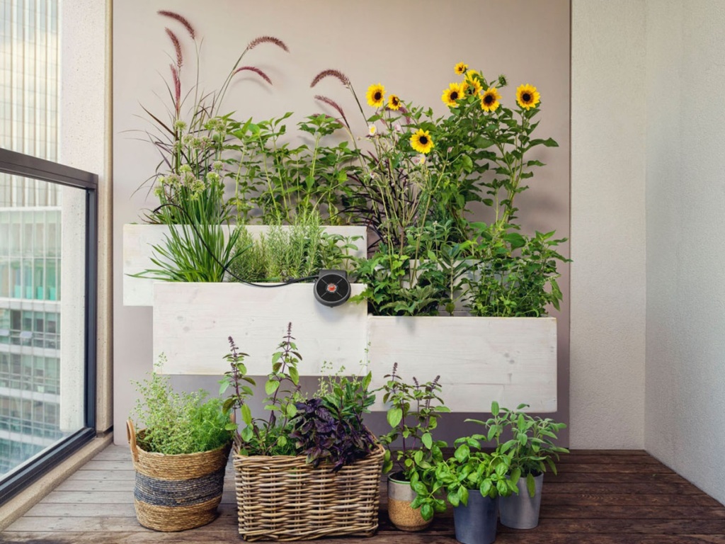 Self-Watering Planters: Turn Your Balcony Into a Samll Garden